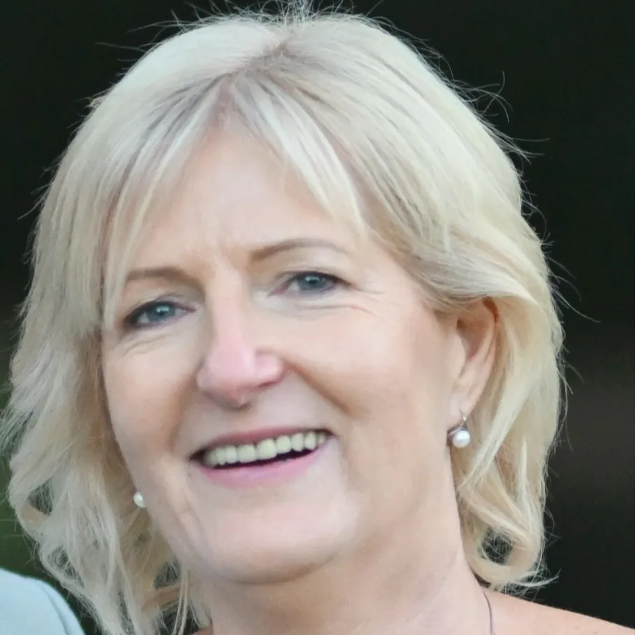 Lobik Ildikó
